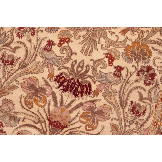 1990s Shabby Chic 1990's Floral Beige/Gray Wool Rug - 6'1'' X 9'10'' For Sale - Image 5 of 9