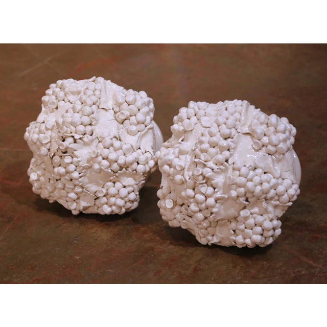 Ceramic Pair of Mid-Century Italian Creamware Grape Cluster Compotes on Pedestal For Sale - Image 7 of 11