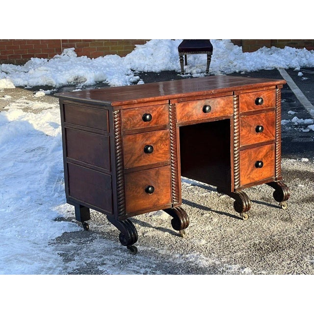 Victorian Desk in Mahogany For Sale - Image 4 of 11