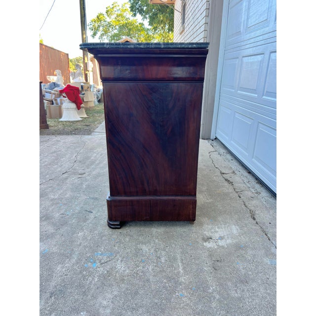French 19th Century Louis Philippe Flame Mahogany Marble Top Commode For Sale - Image 9 of 12