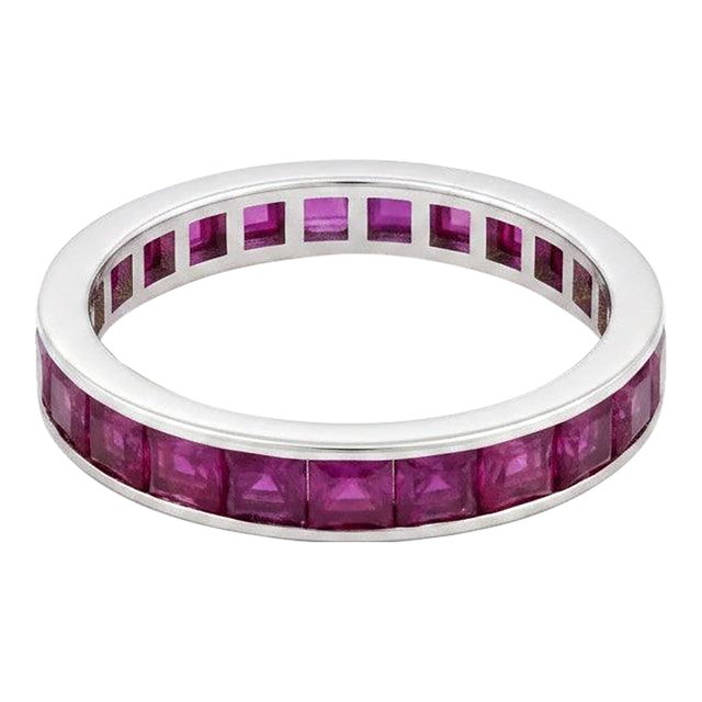 18k Gold Invisible-Set Ruby Eternity Ring 2.50 CTS - Vintage, Size 6 For Sale