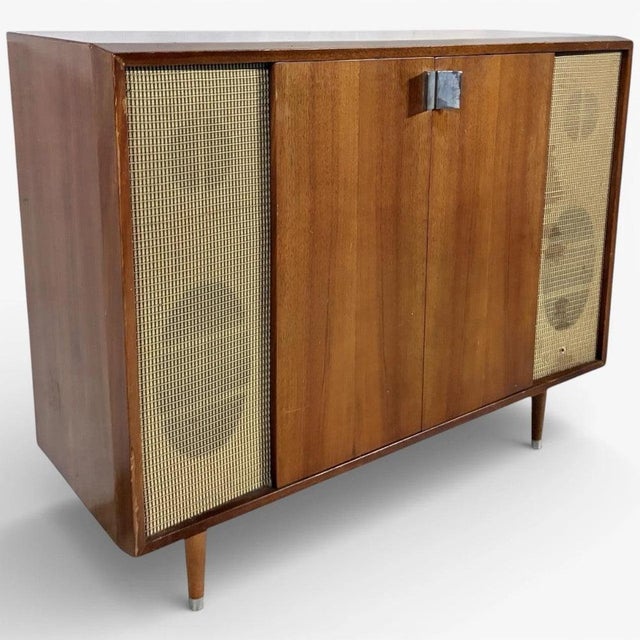 Mid-Century Modern Radiogram Cabinet in Wood from Murphy For Sale - Image 10 of 10