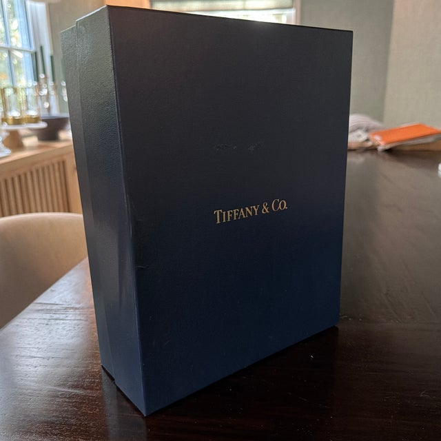 2000 - 2009 Vintage Tiffany & Co. Champagne Flutes - Brand New For Sale - Image 5 of 10