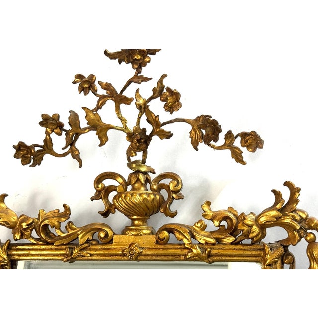 18th Century Italian Neoclassical Carved Giltwood Mirror For Sale - Image 14 of 18