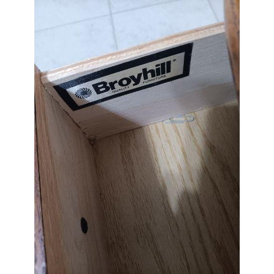 Broyhill Vintage Wood End Table Oval by Broyhill One Drawer Set of 2 For Sale - Image 4 of 6