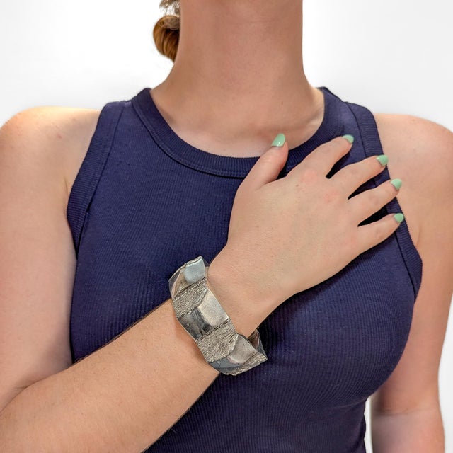 A fine signed Finnish Modern sculptural bracelet. In sterling silver. Designed for Sirokoro Ky by its founder Matti...