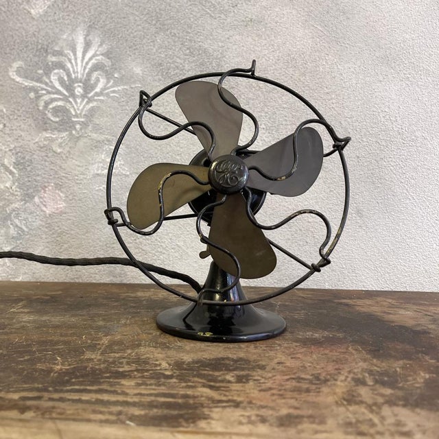 Table Fan with Brass Blades and Iron Frame from Compagnia Generale di Elettricità, 1930s For Sale - Image 17 of 18
