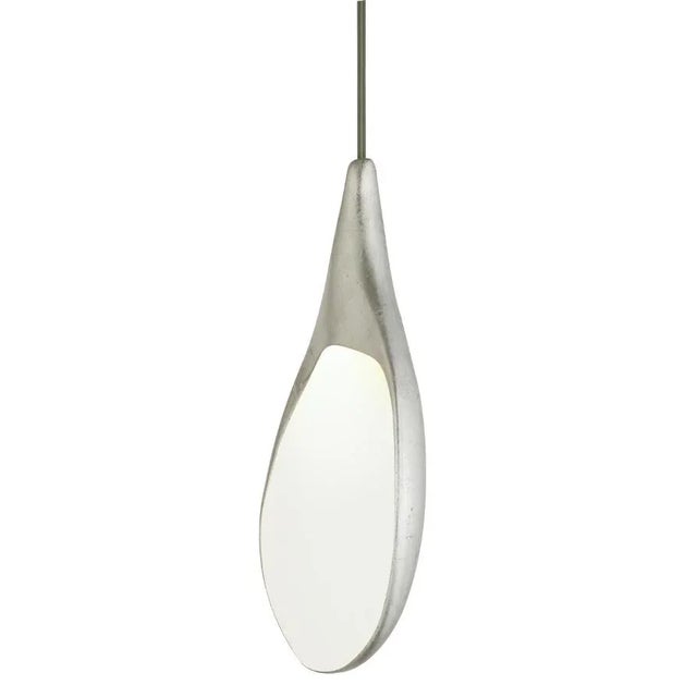 Simple and chic, reminiscent of natural forms, the Stillabunt pendant is made by the most skilled Italian craftsmen...