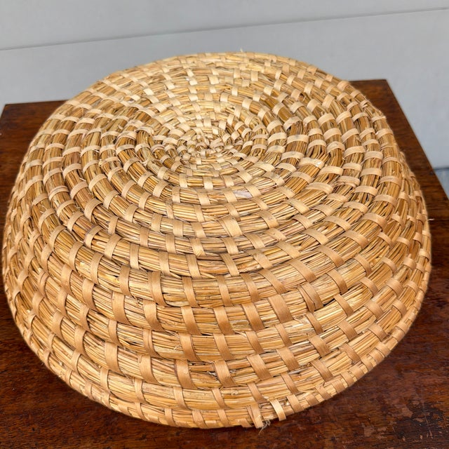 Antique American Woven Rye Straw Bowl, Circa 1900–1920s For Sale - Image 10 of 12