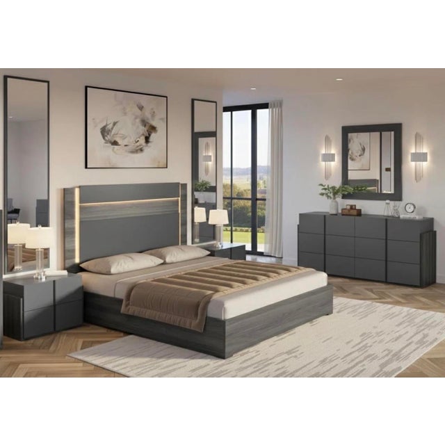 Contemporary Casa Milano Aryan 6-Piece Italian King Bedroom Set With Led Bed For Sale - Image 3 of 6