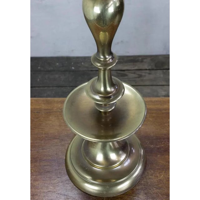 Pair of American Mid-Century English Brass Table Lamps For Sale In New York - Image 6 of 10
