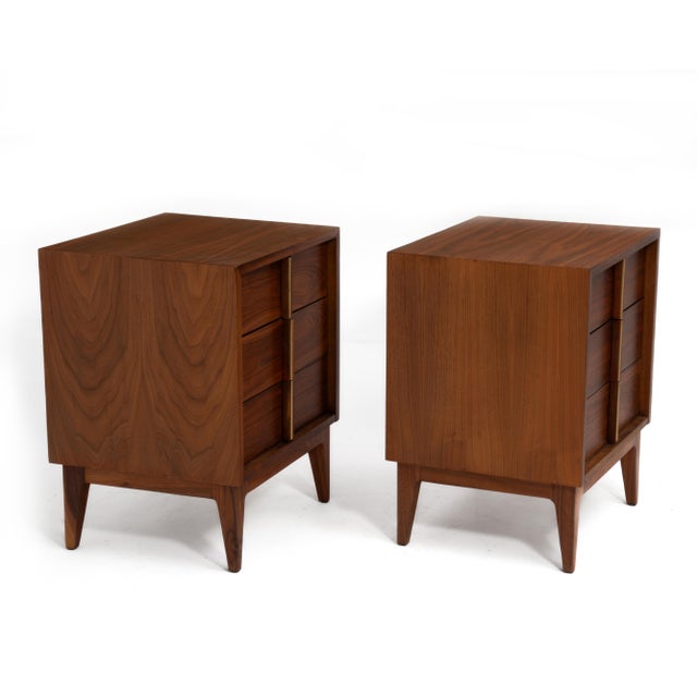 Mid-Century Modern American of Martinsville Mid Century Walnut Nightstands Brass Accent Restored - A Pair For Sale - Image 3 of 13