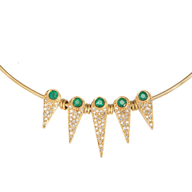 Modern 80s French Import Emerald Diamond Spike Necklace Collar 14k Yellow Gold Jewelry For Sale - Image 3 of 4