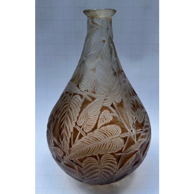 Here we have super Lalique Vase which at some time was converted to a lamp , it works well as a vase , but if one wants to...
