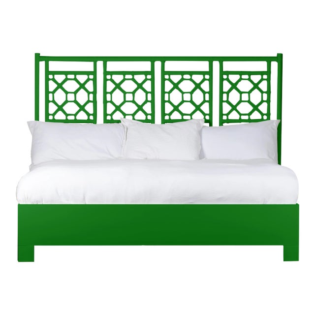 Lattice Back Bed King - Bright Green For Sale