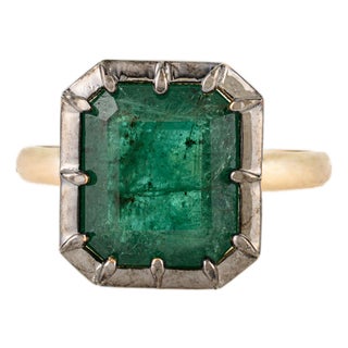 1930s Inspired Traditional 4 Carat Emerald Pinion Bezel Ring Size 5 in 18k Yellow Gold For Sale