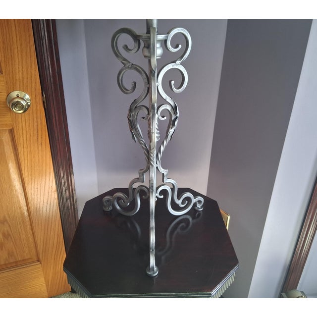 C 1980 Kaeder Kaiser Leuchten Co. French Style Wrought Iron Table Lamp For Sale In Minneapolis - Image 6 of 8