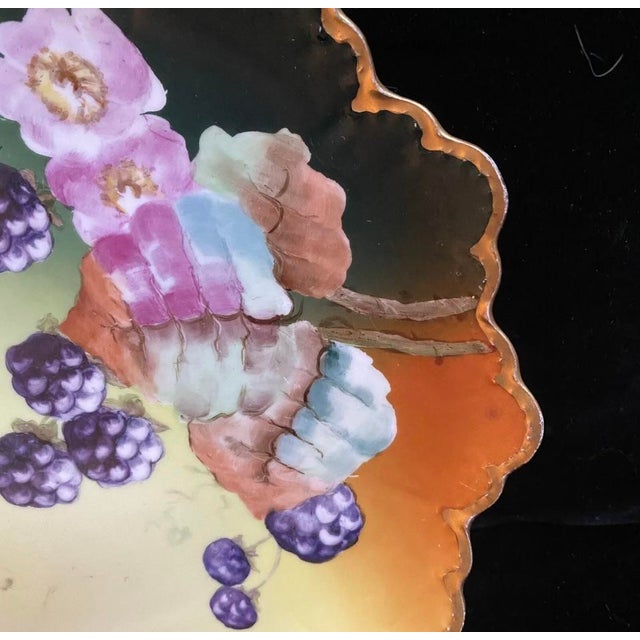 This beautiful 9” cabinet plate by RC Bavaria dates back to the Edwardian period and features a stunning hand-painted...