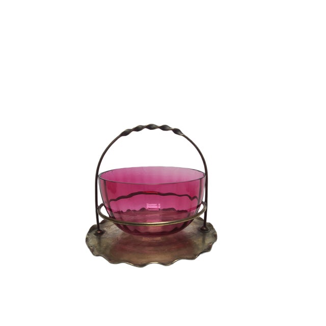 Antique Art Nouveau British Basket, 1900s, in Very Good conditions. Designed 1890 to 1919
