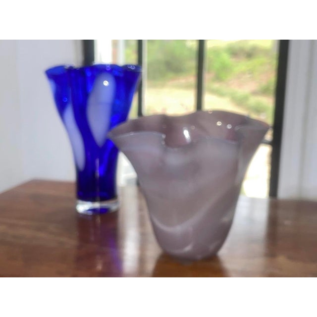 Blue Large Vintage Cobalt Blue and White Polka Dot 'Handkerchief' Fazzoletto Art Glass Vase, Attributed to Murano Style (Mid-Century Modern) For Sale - Image 8 of 8