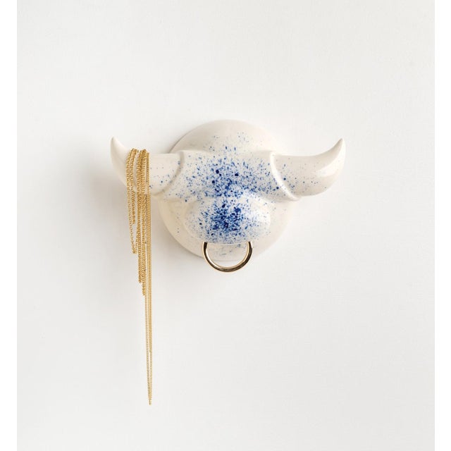 Designed by industrial designer Perach Pieterse, this ox head wall sculpture reinterprets a powerful, ancient symbol...