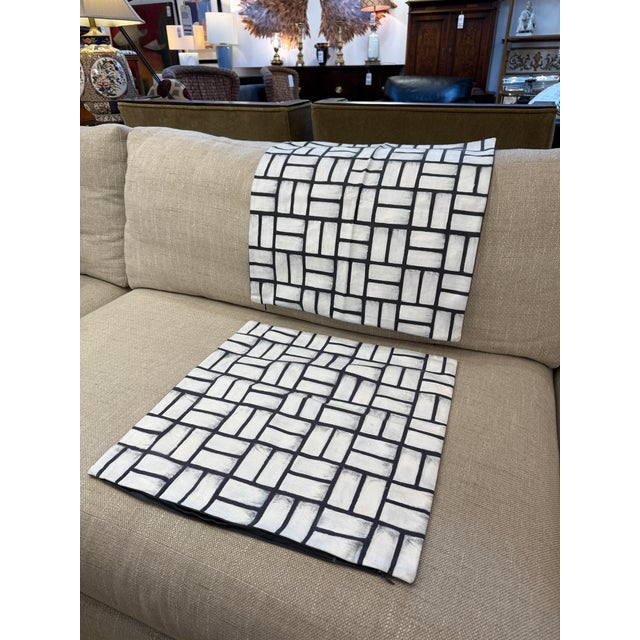 2020s Serena & Lily Throw Pillows, Pair For Sale - Image 5 of 12