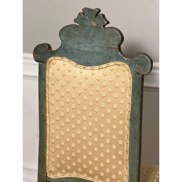 18th Century Hand Carved Italian Rococo Painted and Parcel Gilt Side Chair For Sale - Image 13 of 16