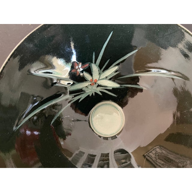 This Japanese Rice Bowl blows away all when it comes to design and style. I have yet to see one more beautiful that this....
