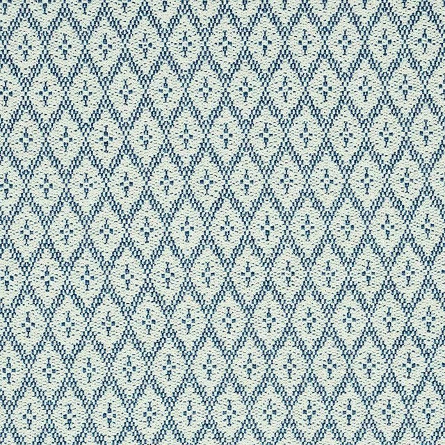 Sample - Schumacher Olmsted Indoor & Outdoor Fabric in Blue For Sale