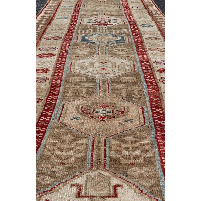 Persian Hand Knotted Antique Serab Runner in Tribal Design With Medallions 3'0 X 8'10 For Sale In Atlanta - Image 6 of 12