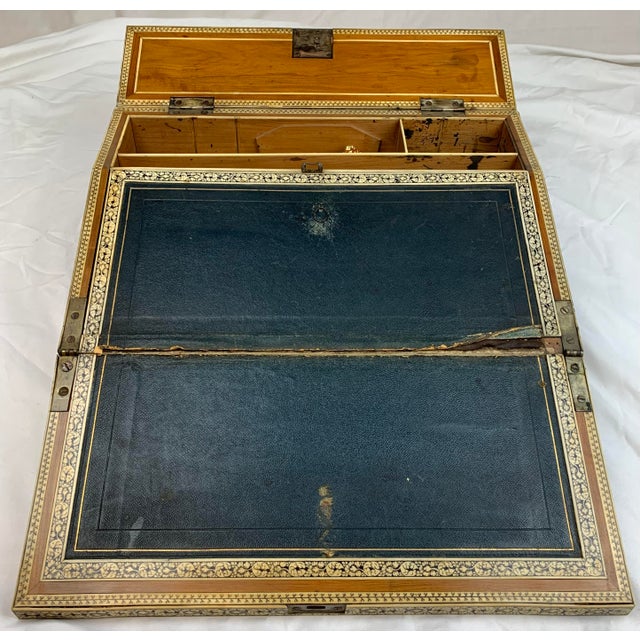 Late 19th Century Antique Campaign Lap Desk For Sale In Los Angeles - Image 6 of 12