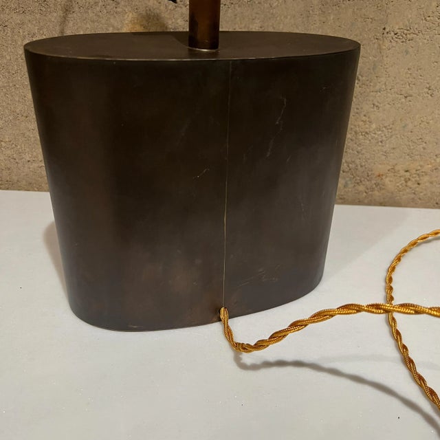 1950s 1950s Laris Refined Modern Table Lamp in Brass and Copper For Sale - Image 5 of 10