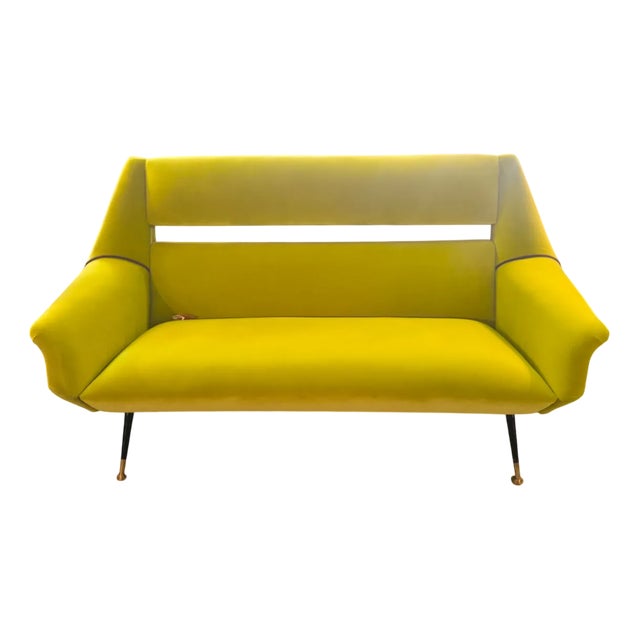 Vintage Buttoned Sofa by Gigi Radica for Minotti, 1950s For Sale