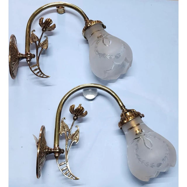 1940s Pair Vintage Art Nouveau Wall Sconces in Brass & Frosted Glass Shade Ship Light For Sale - Image 5 of 5