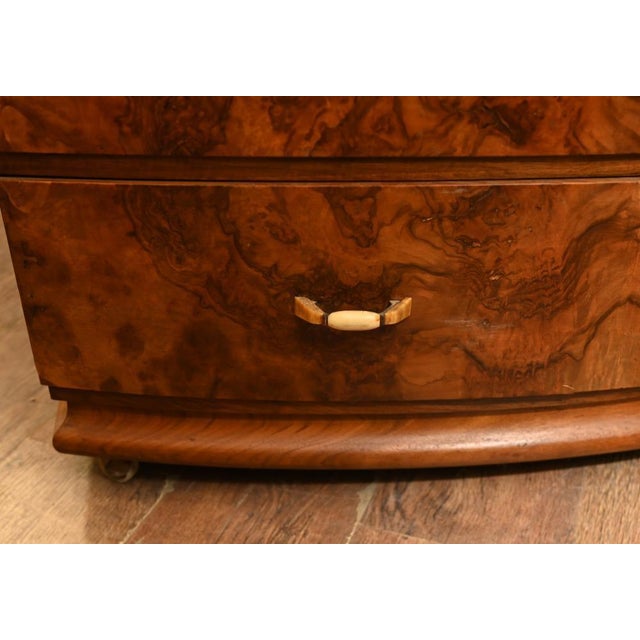 Art Deco Dressing Table in Burr Walnut, 1930 For Sale - Image 10 of 16