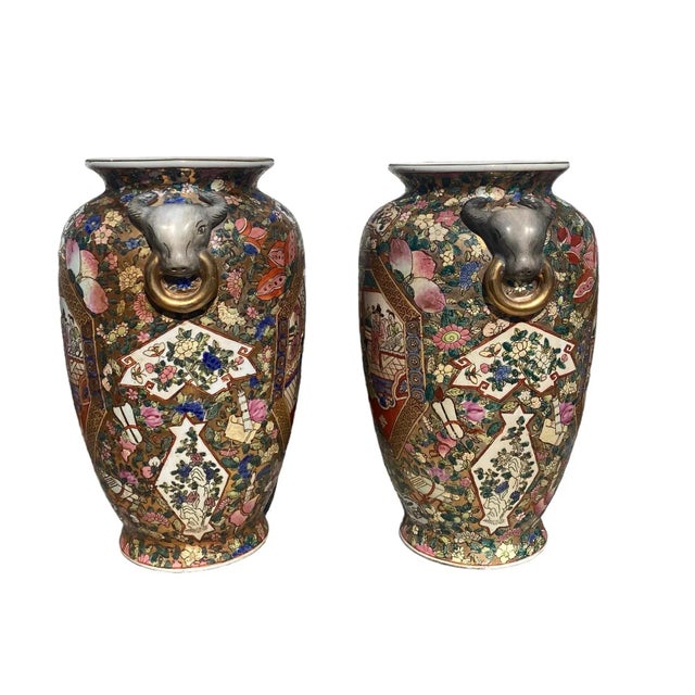 Late 20th Century Chinese Hand-Painted Porcelain Urn Vases With Bull Head Handles Design - a Pair For Sale - Image 4 of 12