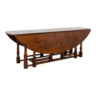 Early 20th Century English Gate Leg Drop Leaf Wake Dining Table For Sale