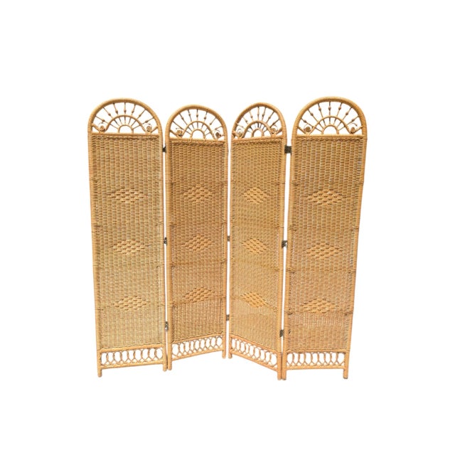 Amanda Lindroth Vintage Coastal Nantucket Wicker Screen For Sale - Image 4 of 17