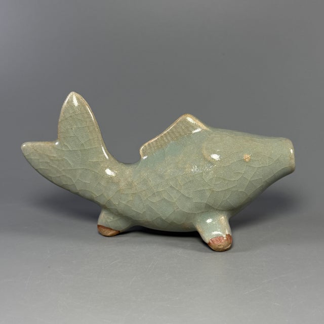 Chinese Antique Chinese Longquan Celadon Fish Form Water Dropper For Sale - Image 3 of 6