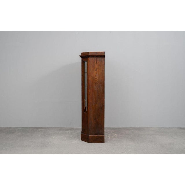 Art Nouveau Display Cabinet in Oak, Early 20th Century For Sale - Image 5 of 18