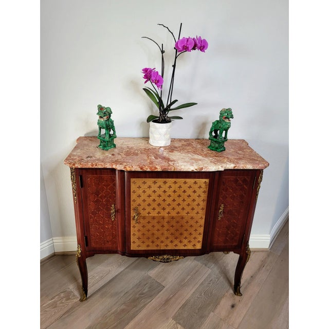 Wood 19th/20th Century French Transition Louis XV/XVI Style Marquetry Sideboard or Commode For Sale - Image 7 of 12