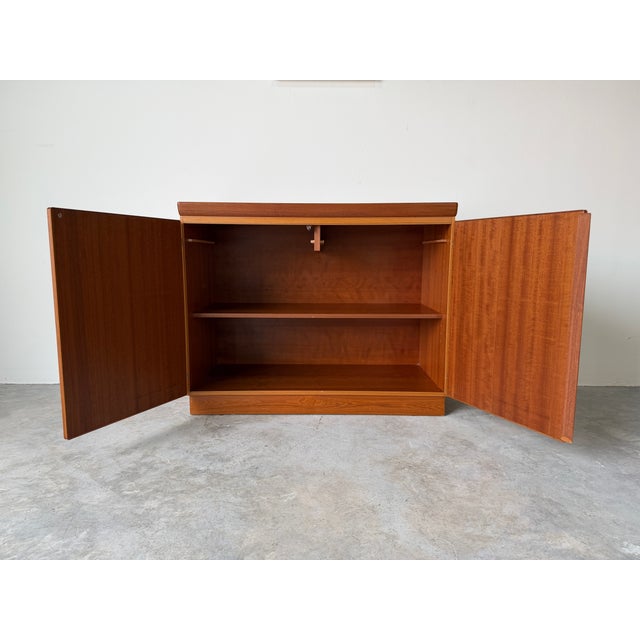 1960s Mid Century Skovby Møbelfabrik Danish Teak Cabinet – Made in Denmark For Sale - Image 12 of 18