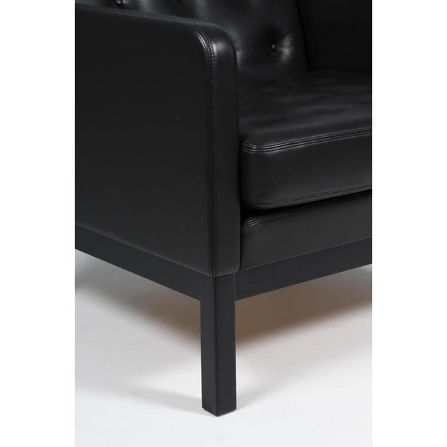 2000 - 2009 EJ 315/1 Lounge Chair in Black Leather by Erik Jørgensen, 2000s For Sale - Image 5 of 8