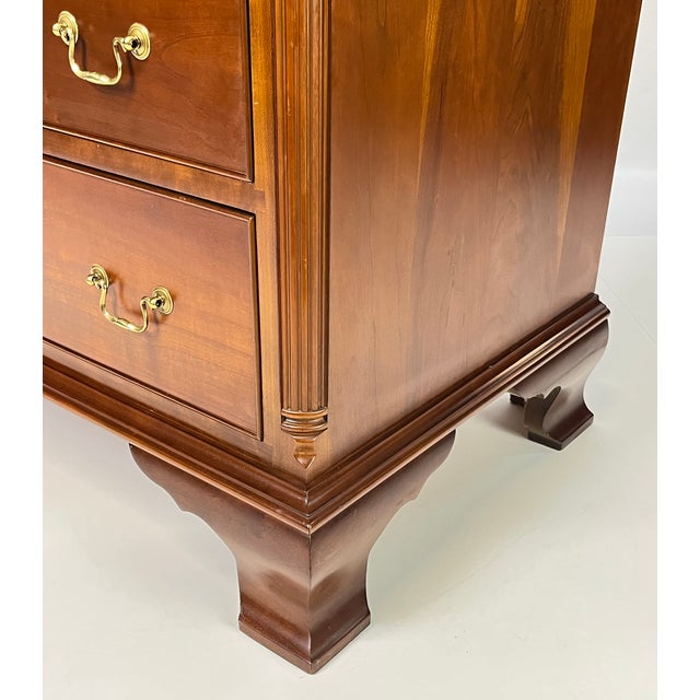 1990s Waterford Furniture Makers Solid Cherry Bachelor’s Chest For Sale - Image 9 of 18
