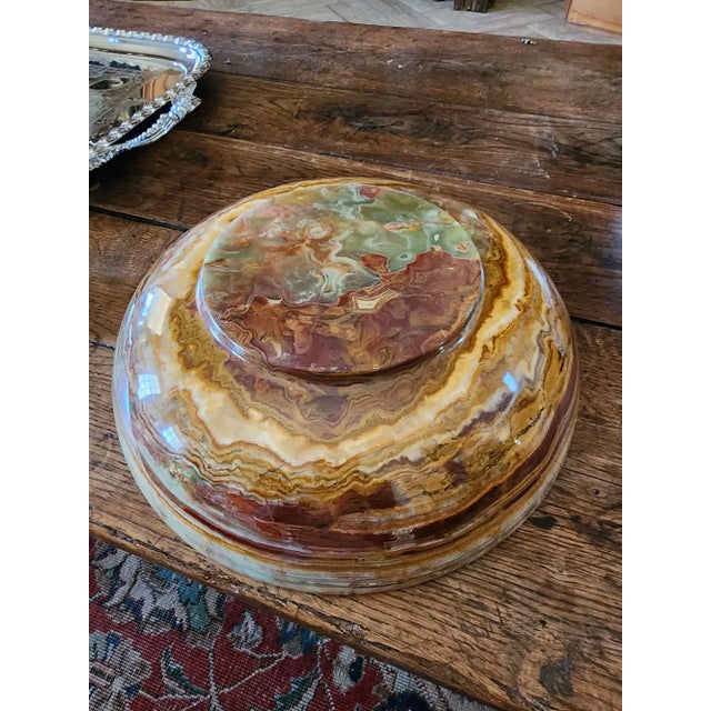 Beautiful carved banded onyx stone bowl.