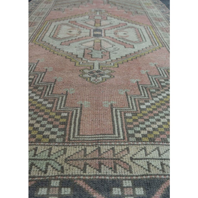 Turkish Vintage Rug 3'5" x 6'1" #20581 For Sale In Houston - Image 6 of 8