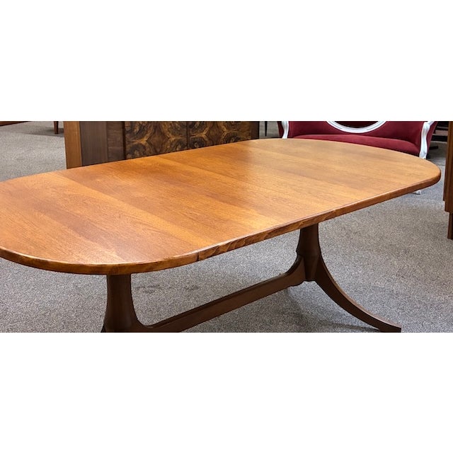 Extending Teak Oval Dining Table on Double Pedestal Base. Uk c.1960 For Sale - Image 9 of 12