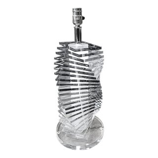 Vintage Mid Modernist Clear Lucite Stacked Tiled Skyscraper Table Lamp, Attributed to Bauer For Sale