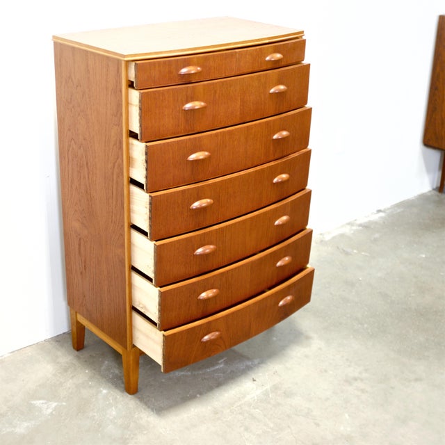 1950s Danish Teak 8 Drawer Tall Dresser W/ Curved Front For Sale - Image 10 of 14