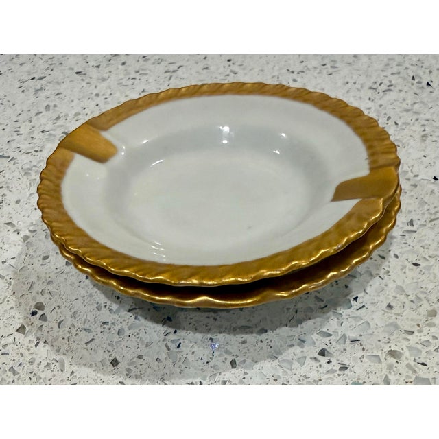 Hollywood Regency Pair of Vintage Porcelain Ashtrays For Sale - Image 3 of 5